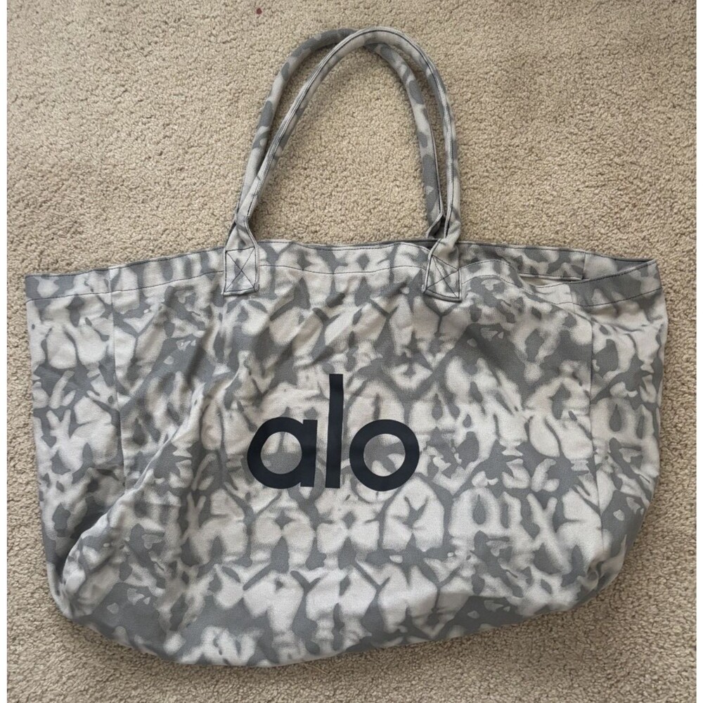 ALO YOGA Gray Tie Dye Large Canvas Tote Bag Gym Travel Carry-on - Picture 3 of 4